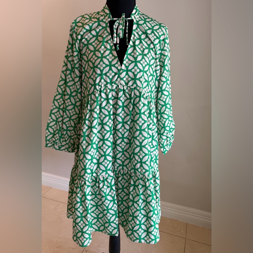 Green and White Floral Print Tie Neck Smock Midi Dress